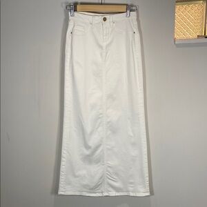 Blank NYC Cream Maxi Skirt with Classic Denim Style
